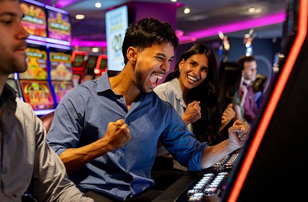 Free-spin bonus mechanic Lucky Twins free-spin bonus round display